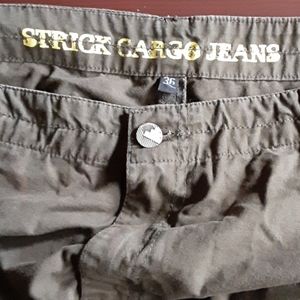 Strick Co Cargo Shorts (Men's)